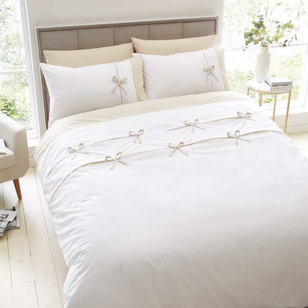Catherine Lansfield Milo Bow Natural Duvet Cover and Pillowcase Set image 1 of 6