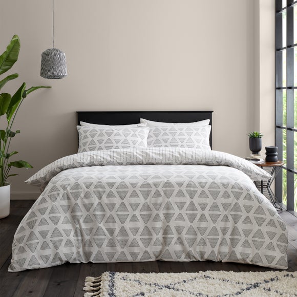 Catherine Lansfield Tufted Print Geo Natural Duvet Cover And Pillowcase Set