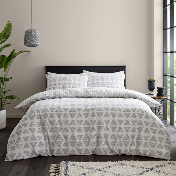Catherine Lansfield Tufted Print Geo Natural Duvet Cover and Pillowcase Set image 1 of 6