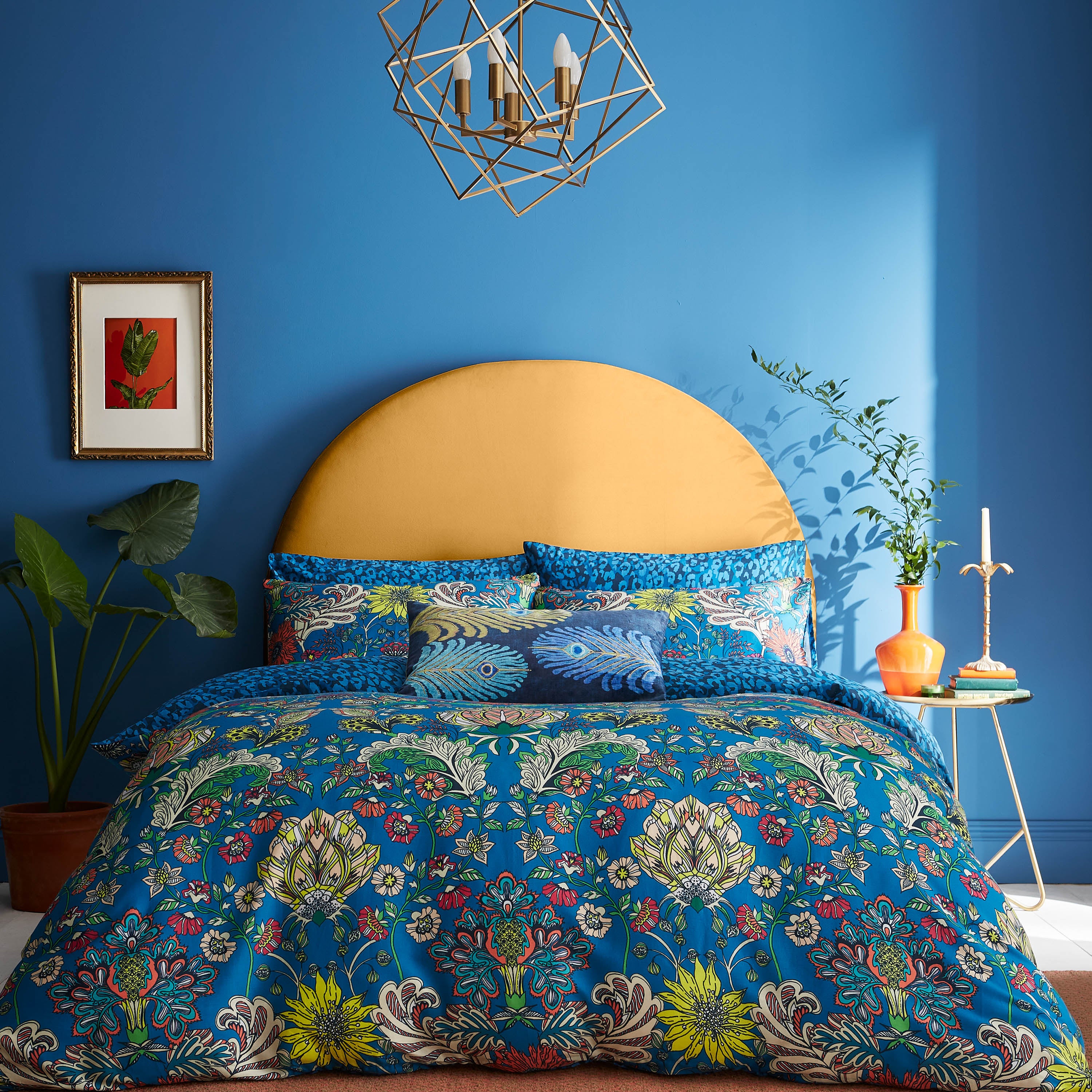 Matthew Williamson Gardenia Floral Damask 200 Thread Count Cotton Blue Duvet Cover and Pillowcase Set Blue