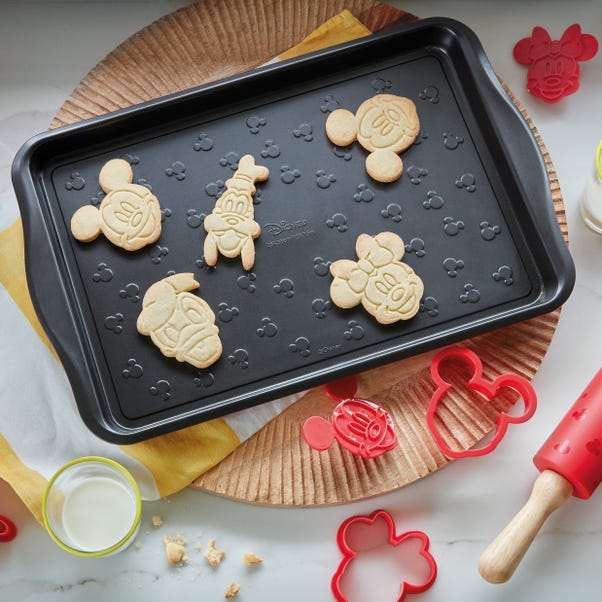Prestige Disney Bake with Mickey Oven Tray, 10" x 15" image 1 of 8