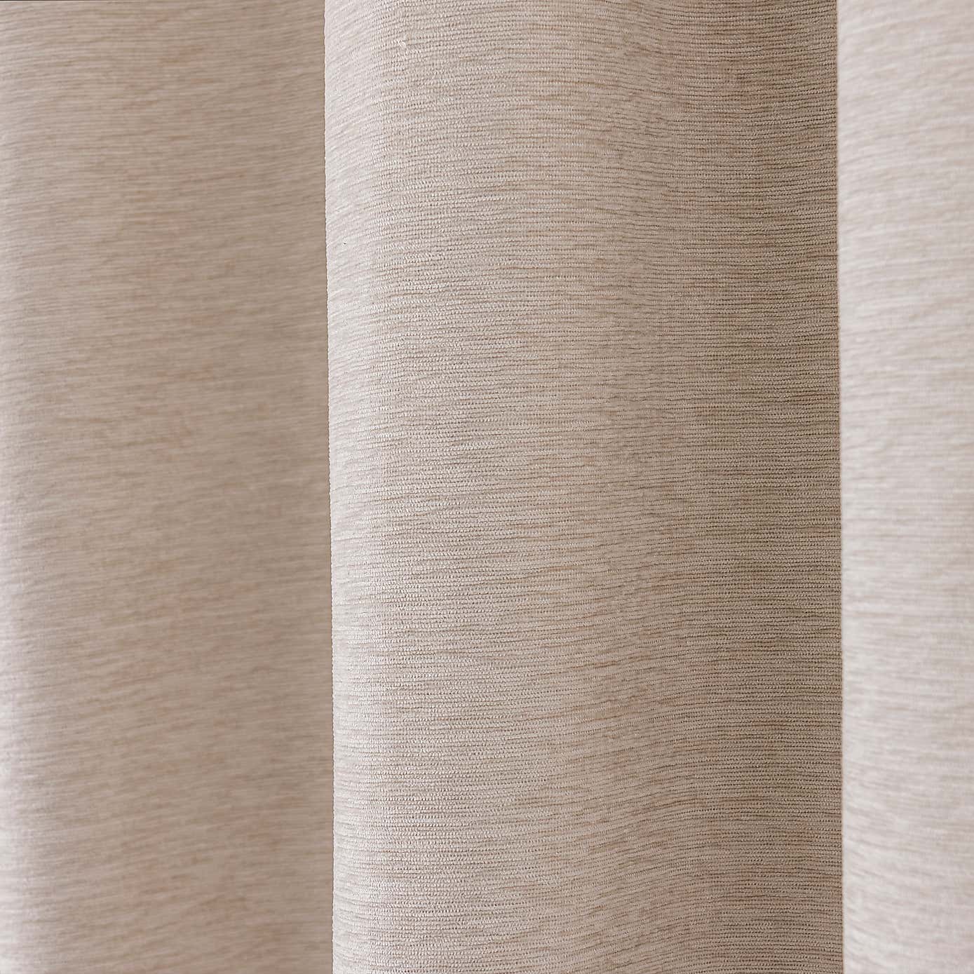 Carousel zoom image position 3 of 6