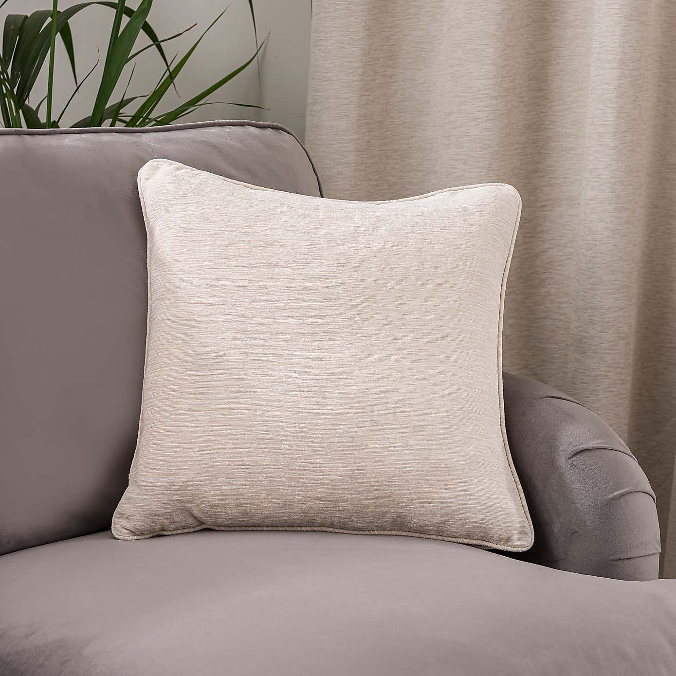 Carousel zoom image position 6 of 6