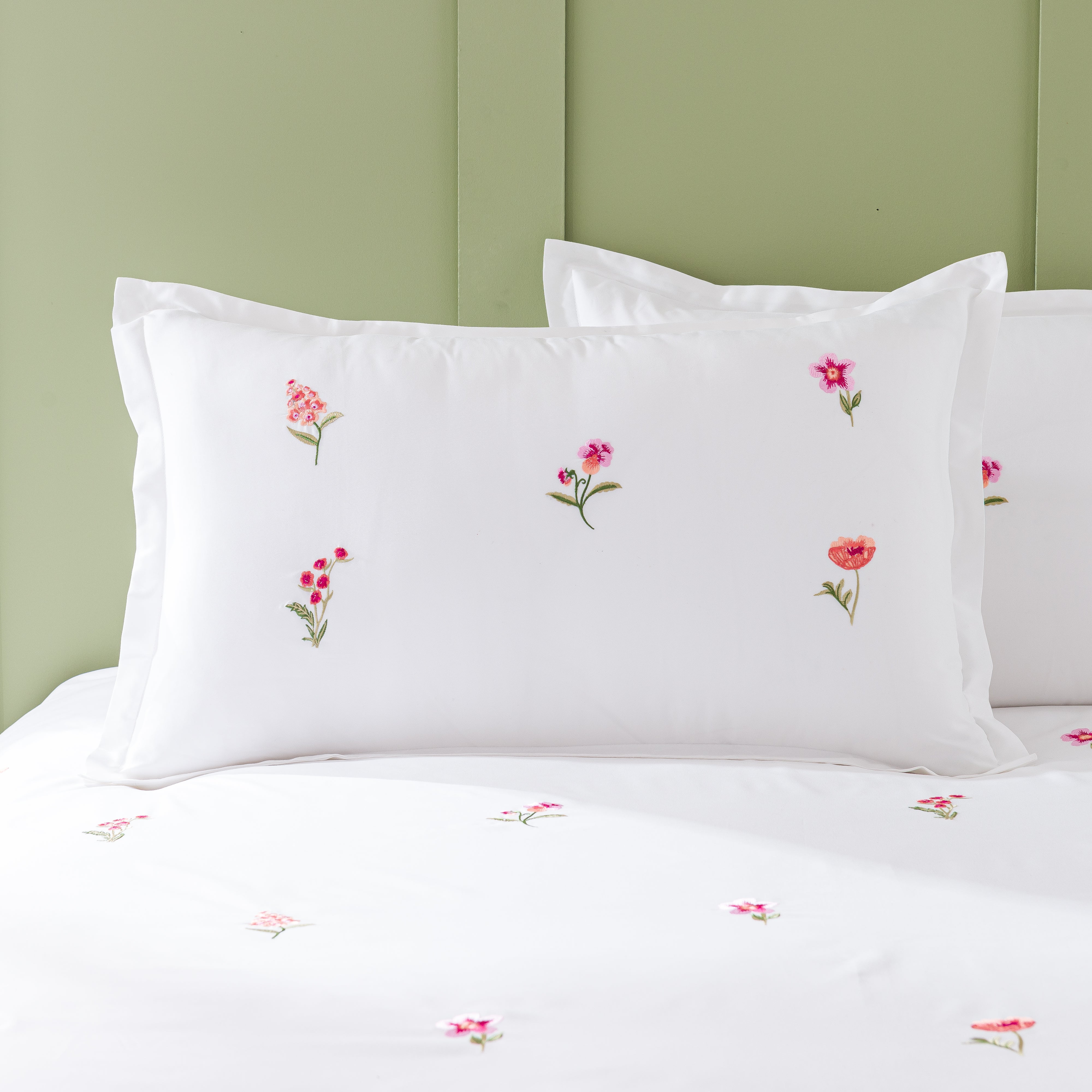 Rosetta Floral Embroidery Oxford Pillowcase Pink