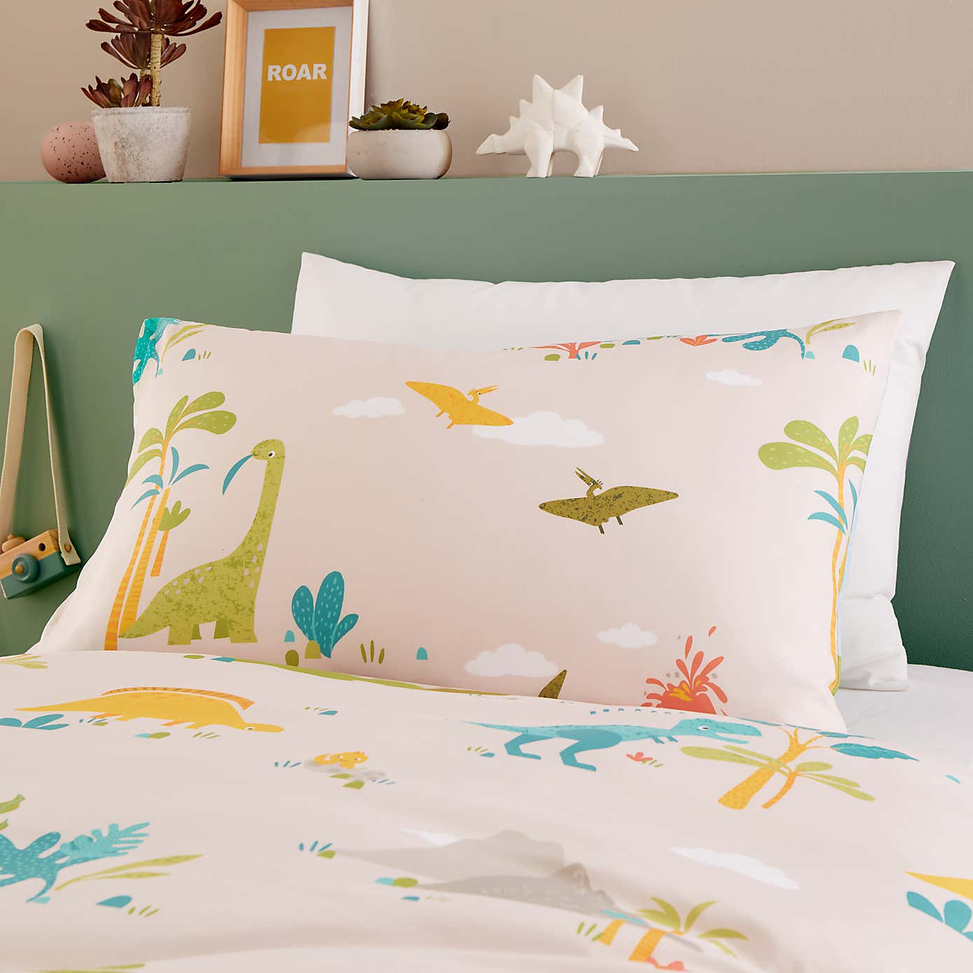 Carousel zoom image position 4 of 10