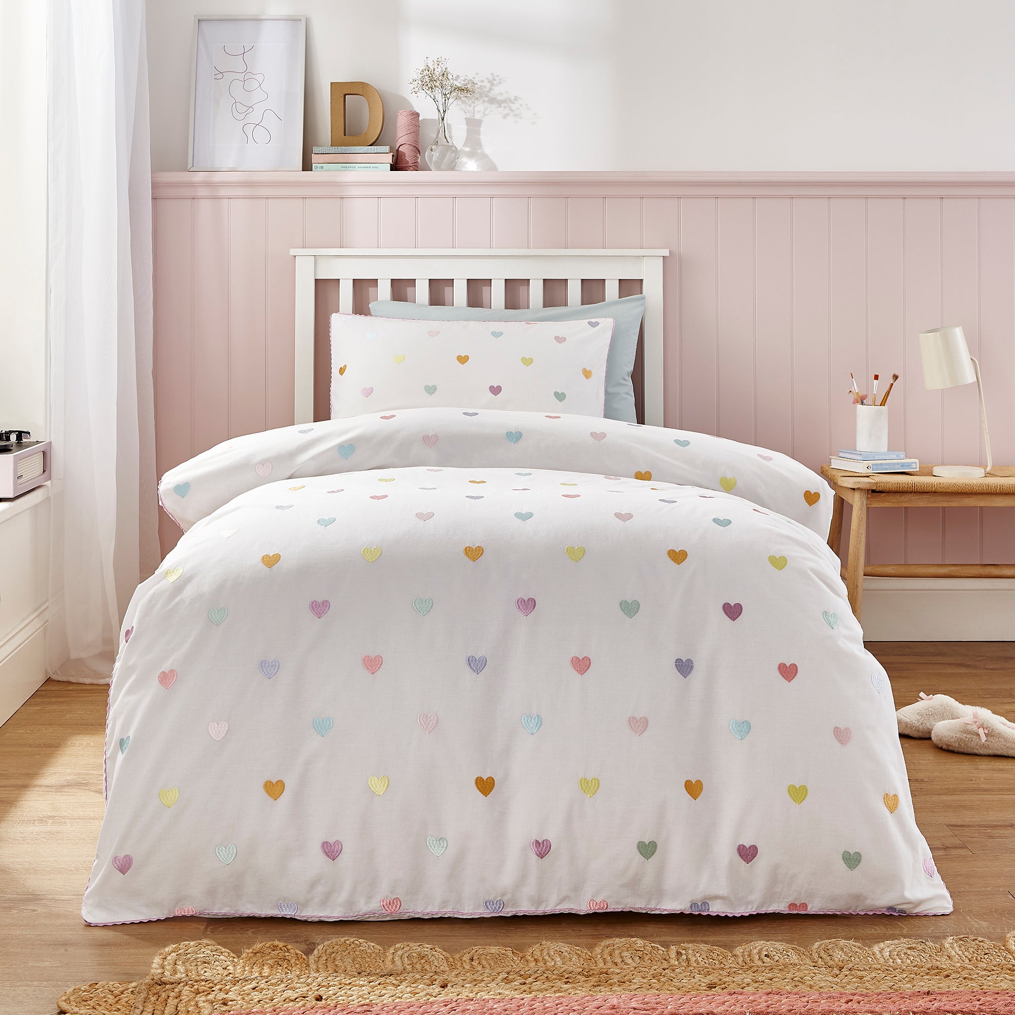 Embroidered Hearts Single Duvet Cover and Pillowcase Set