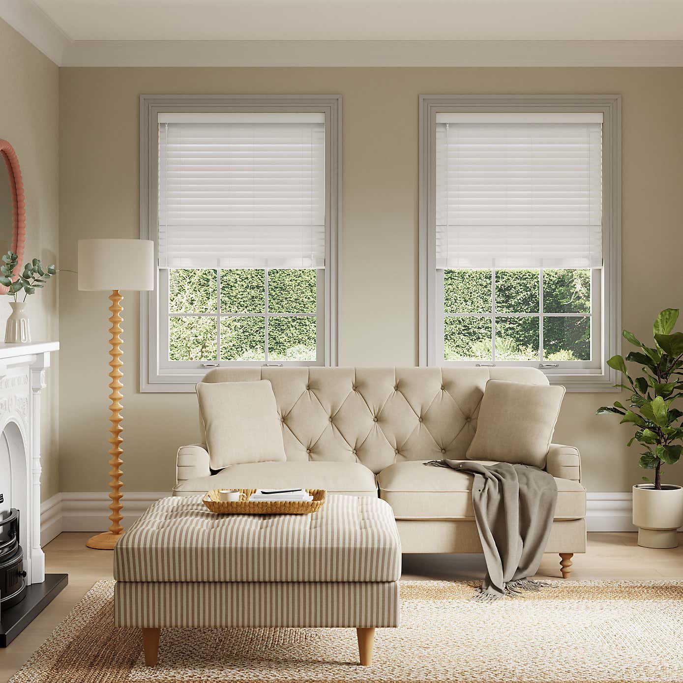 Carousel zoom image position 1 of 4