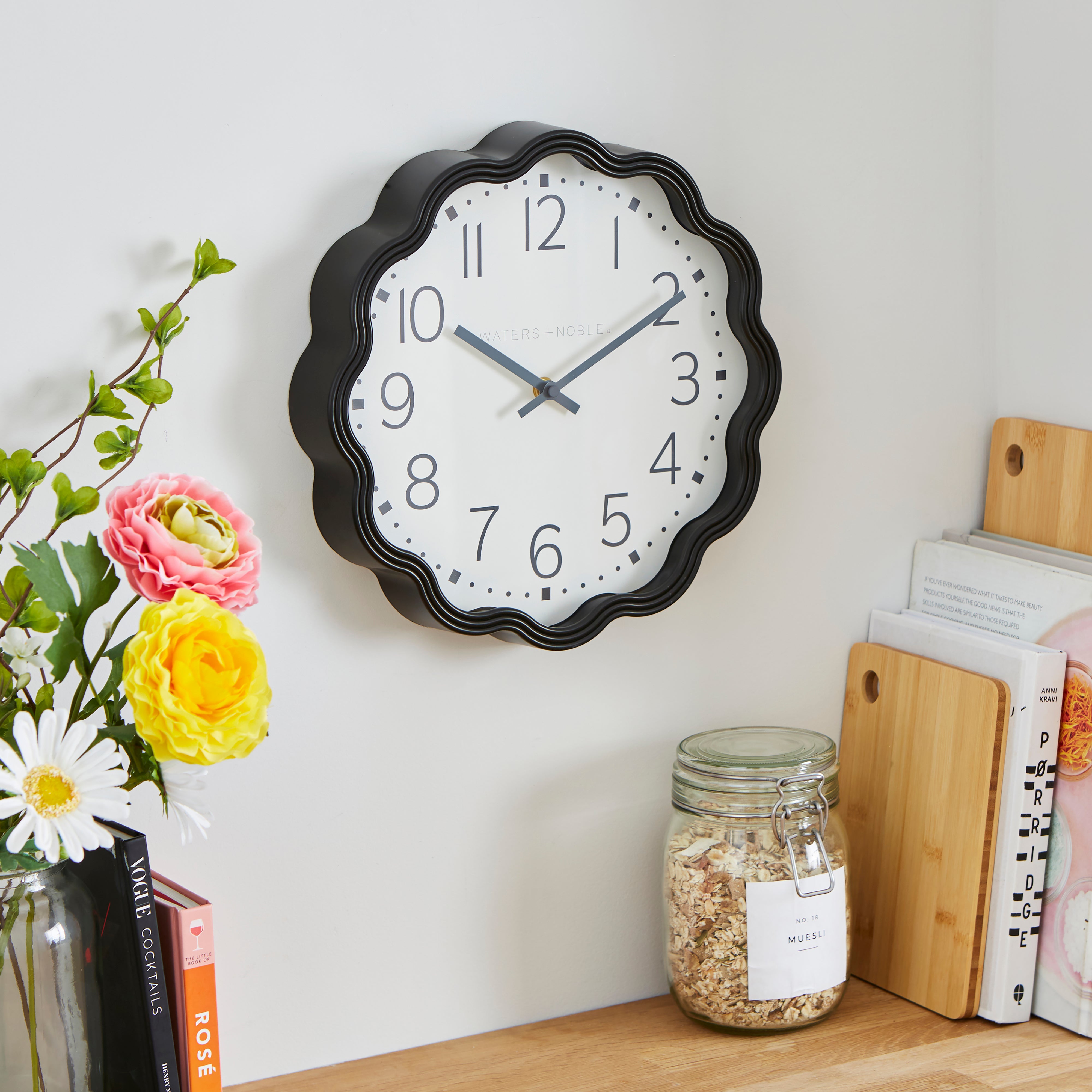 Wavy Silent Wall Clock Black