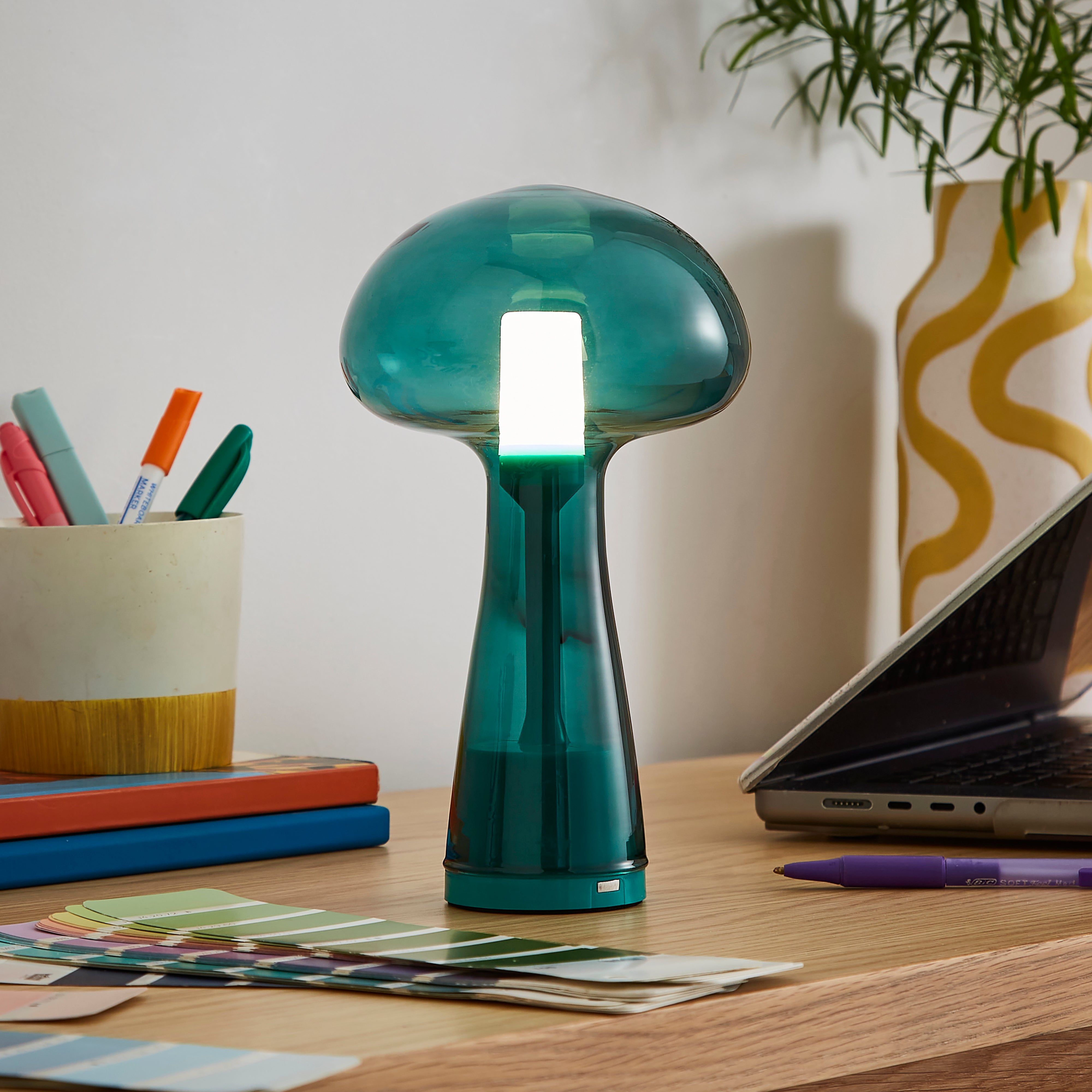 Elements Munro Rechargeable Touch Dimmable Table Lamp
