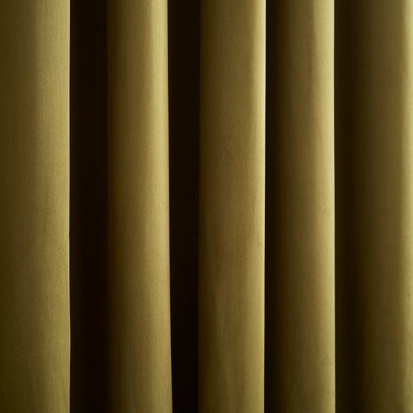 Carousel navigation image position 3 of 7