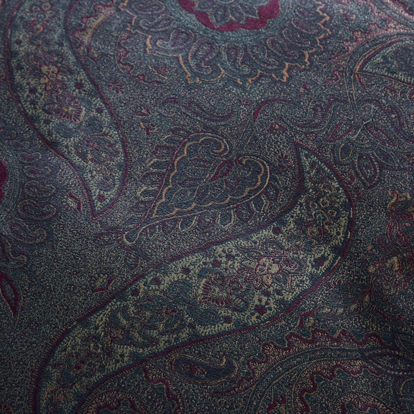 Carousel navigation image position 3 of 6