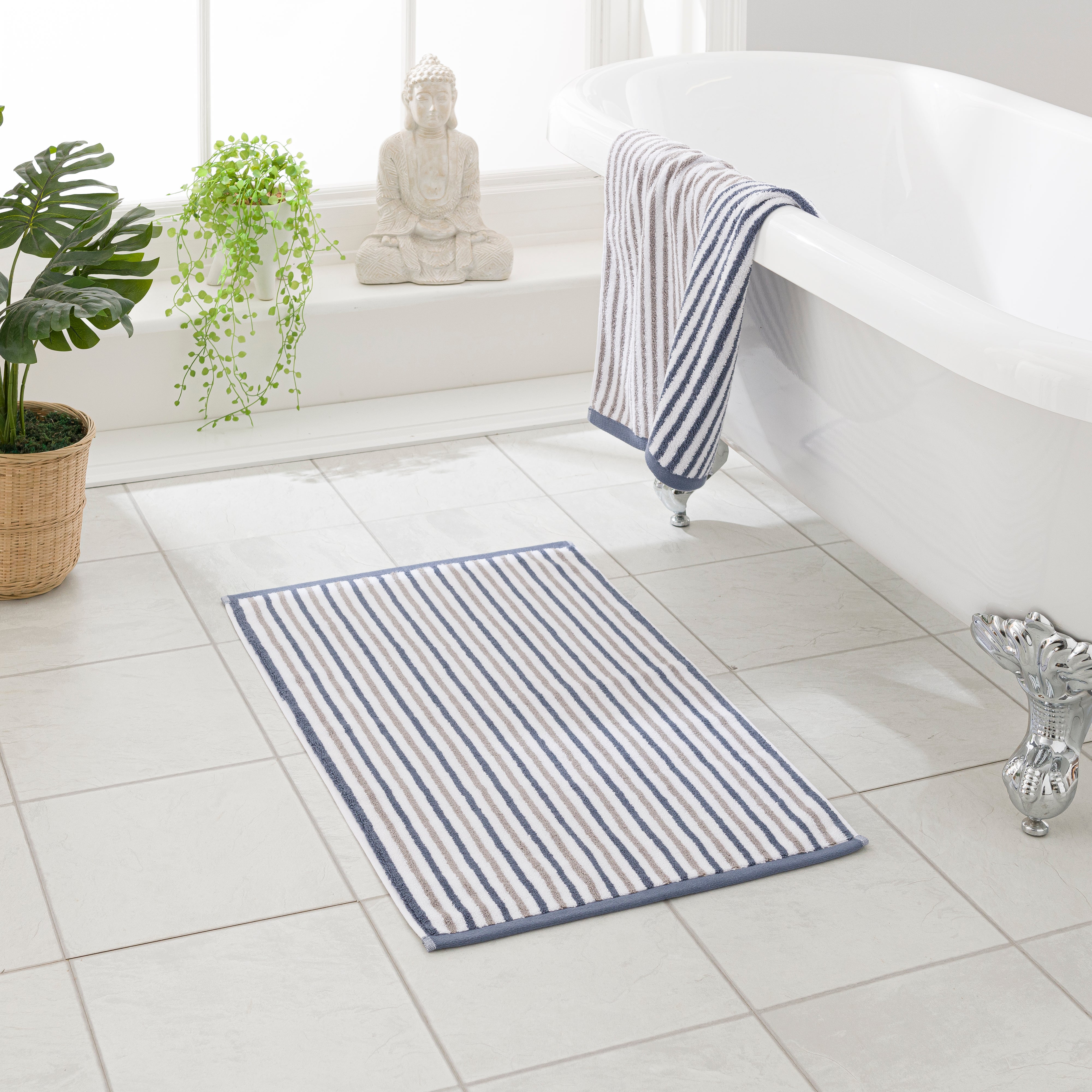 Reversible Stripe Bathmat