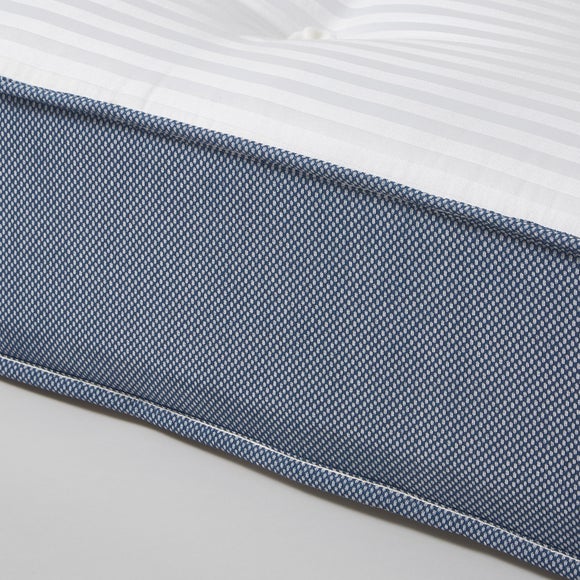 Carousel navigation image position 5 of 6