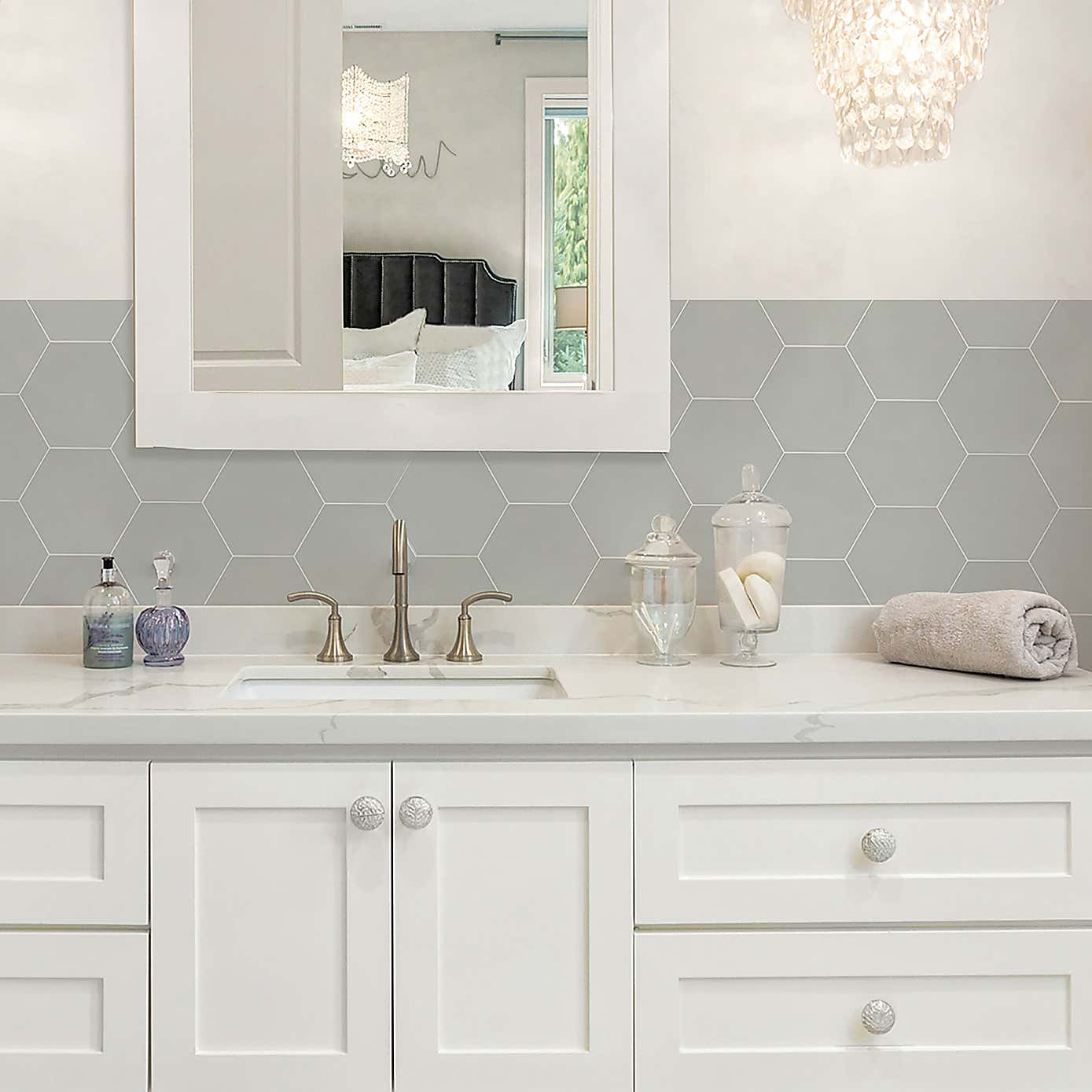 Carousel zoom image position 3 of 6