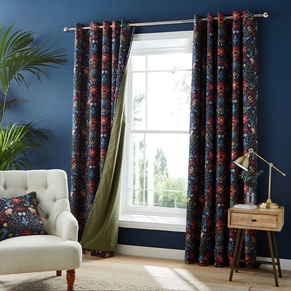 Carousel navigation image position 5 of 5