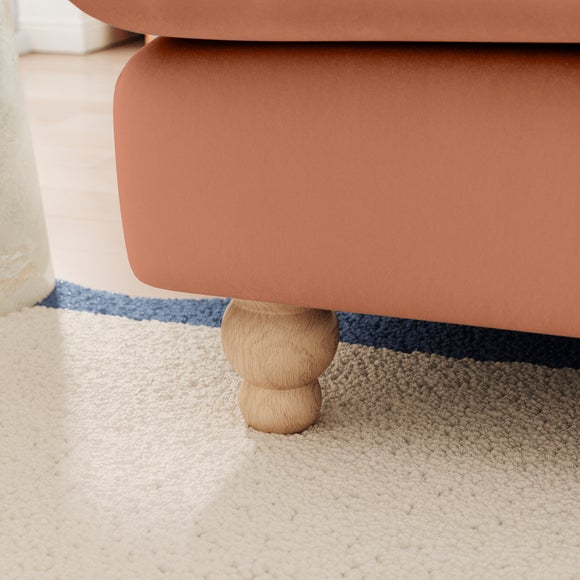 Carousel navigation image position 4 of 9