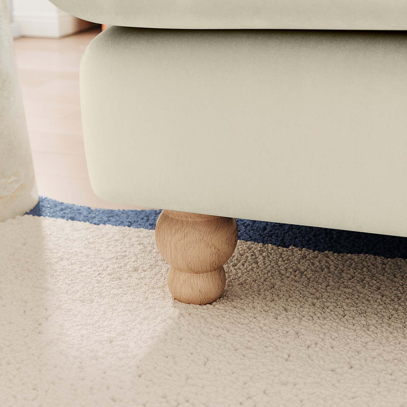 Carousel zoom image position 4 of 8