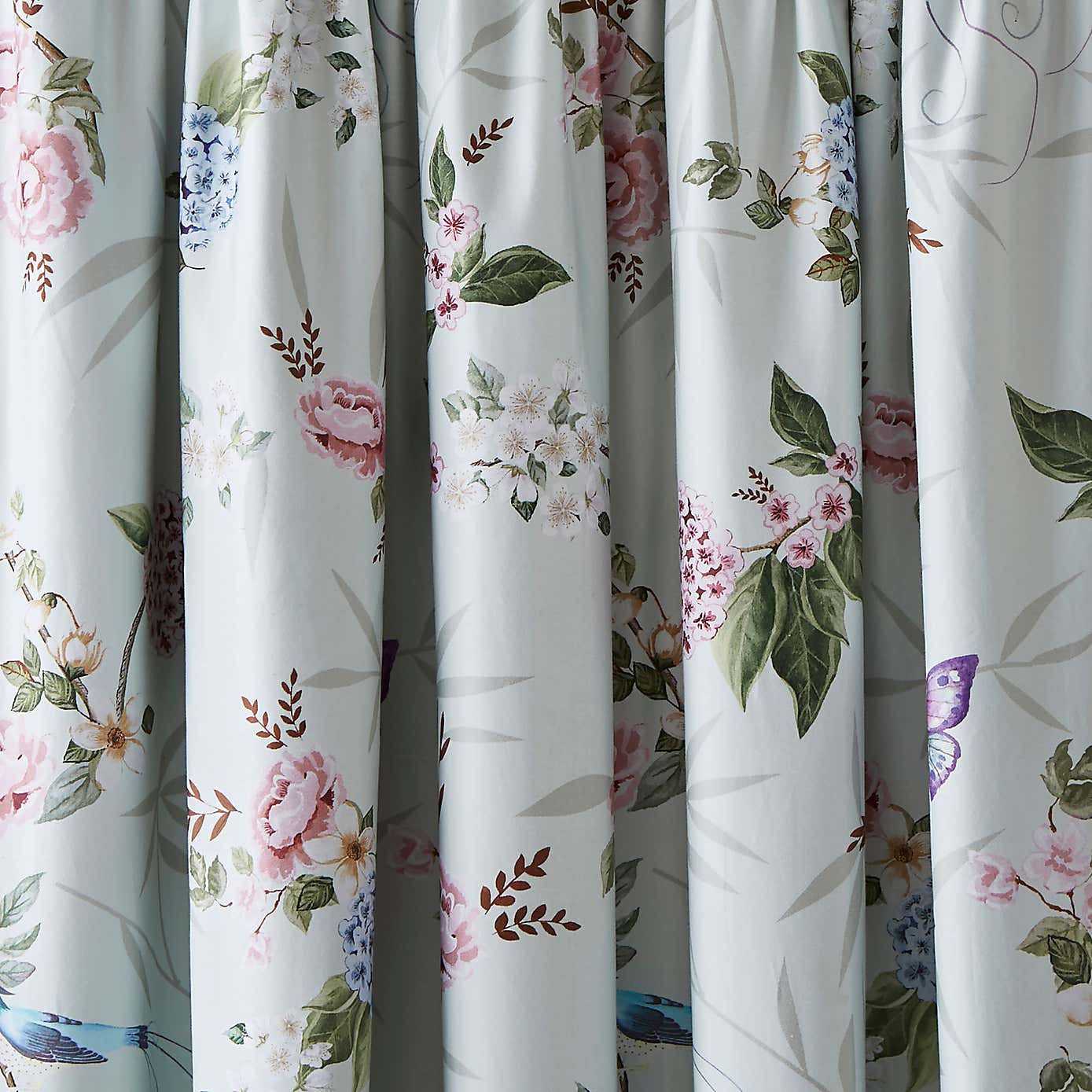 Carousel zoom image position 3 of 4