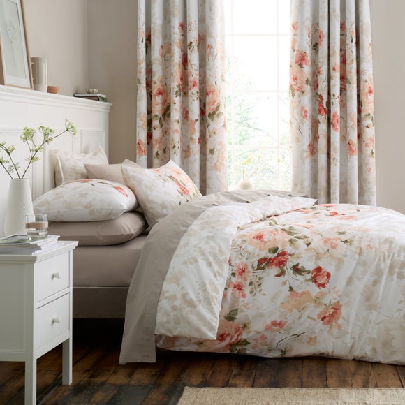 Carousel navigation image position 3 of 6