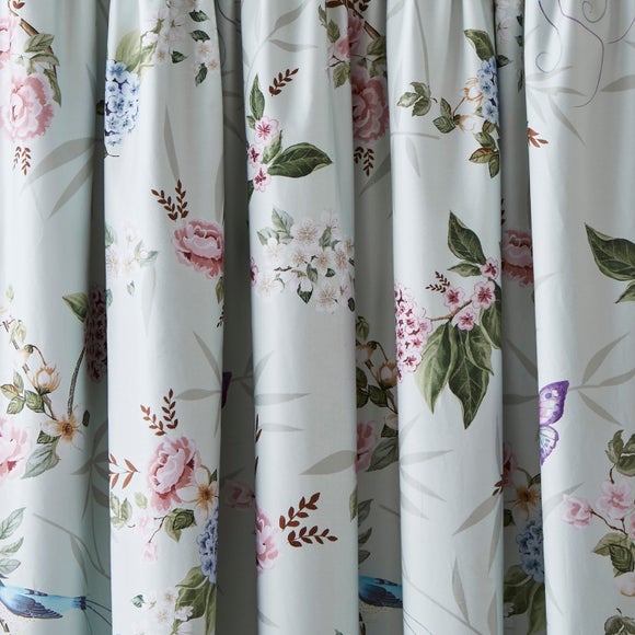 Carousel navigation image position 3 of 5