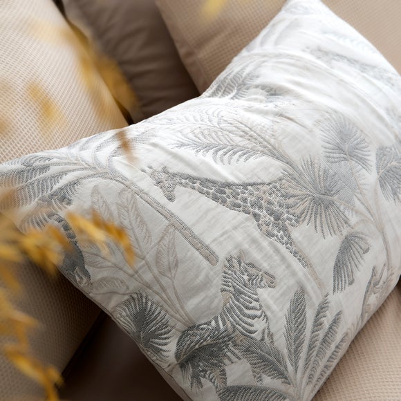 Seronera Safari Natural Duvet Cover and Pillowcase Set  undefined