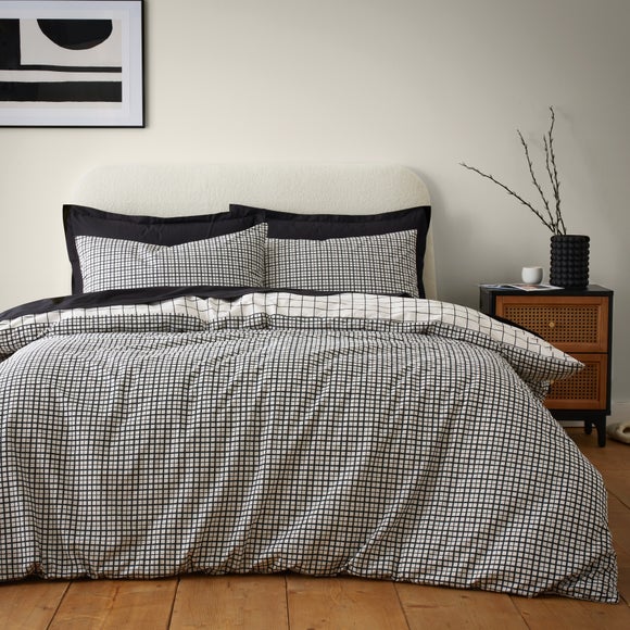 Devan Check Black Duvet Cover And Pillowcase Set