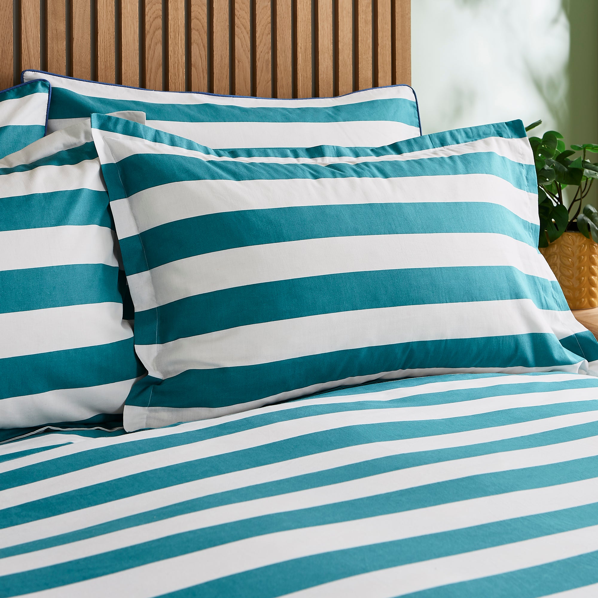 Elements Bold Stripe Teal Oxford Pillowcase Blue