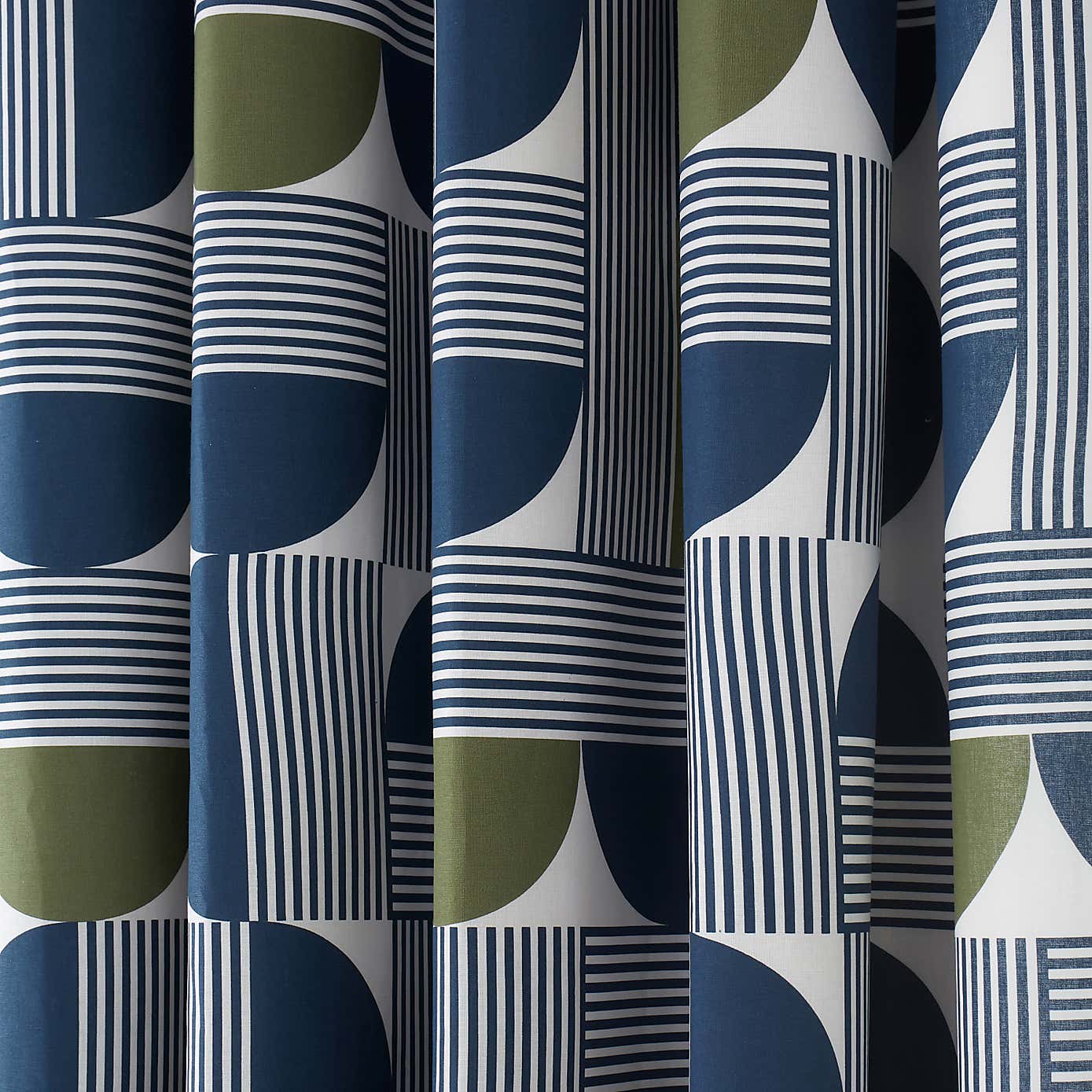 Carousel zoom image position 2 of 5