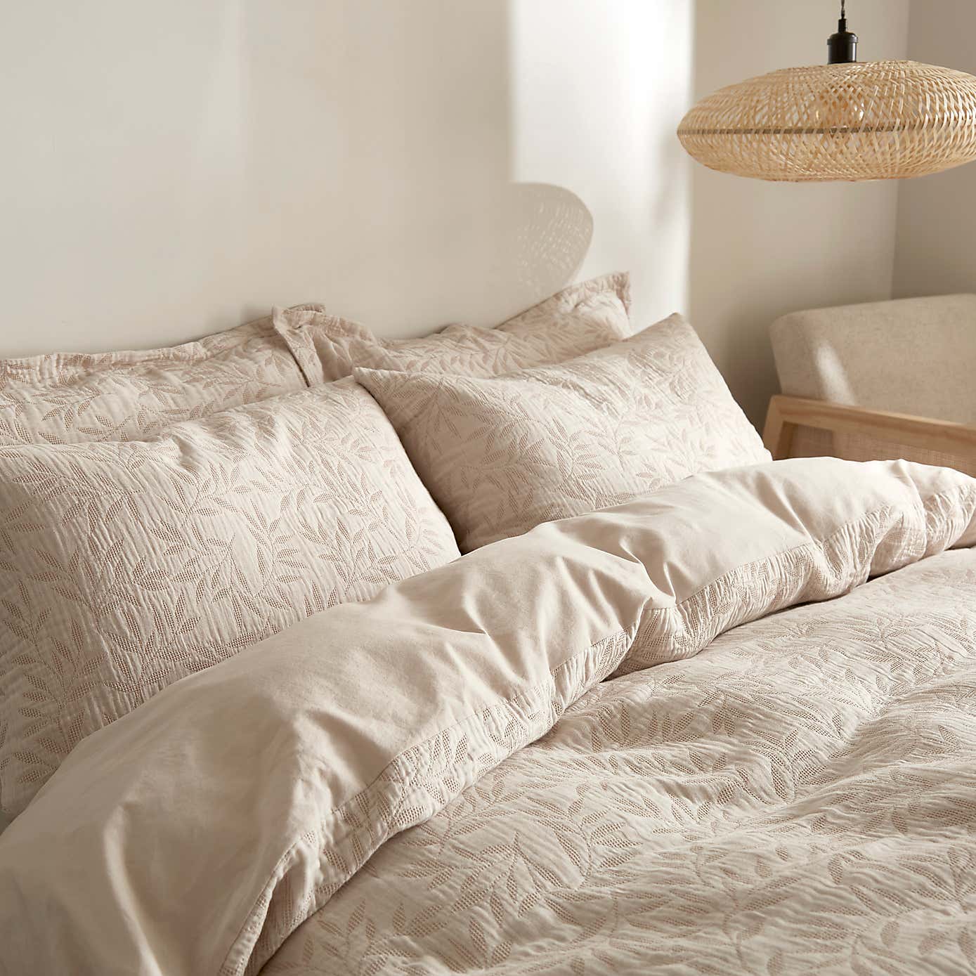 Carousel zoom image position 5 of 5