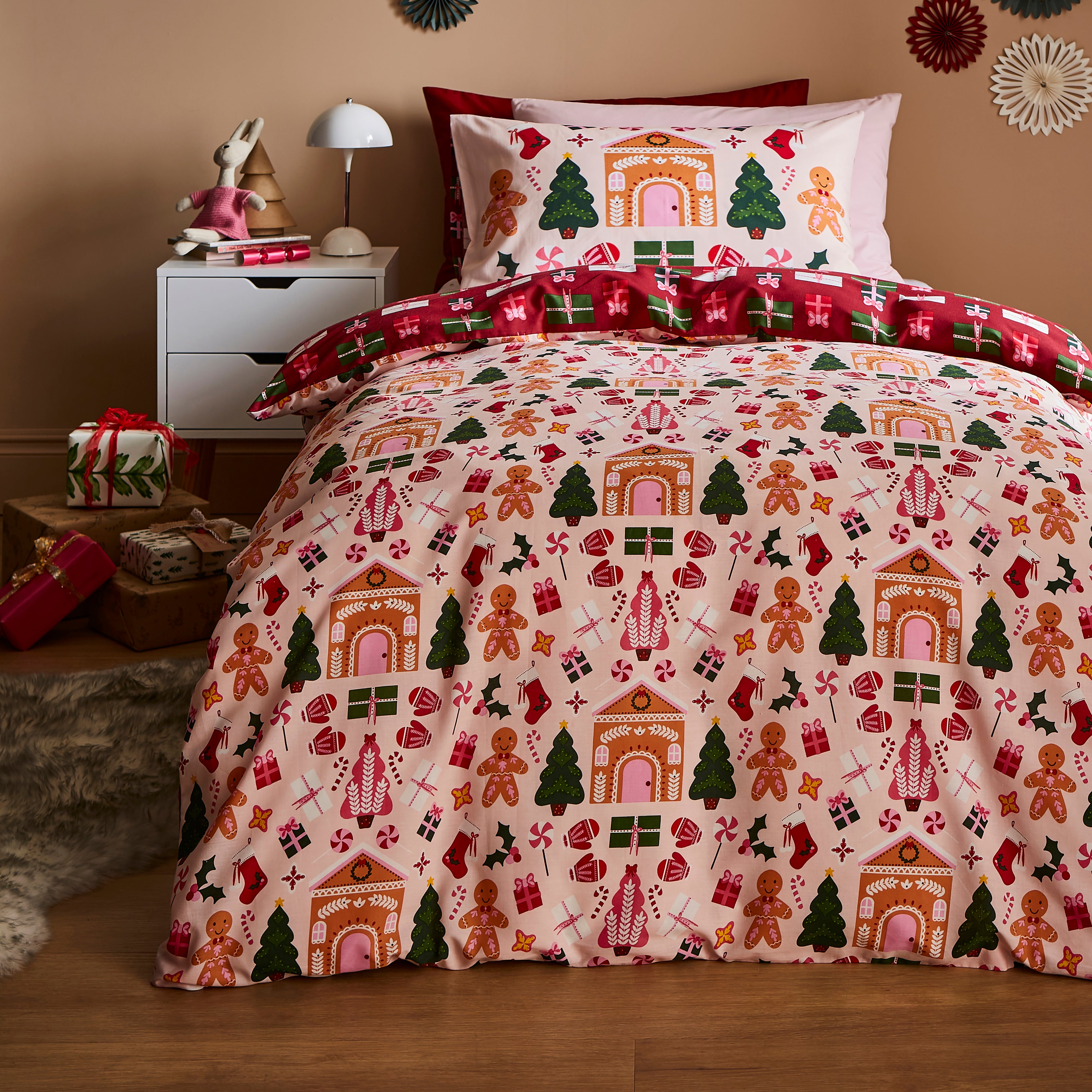 Folk Gingerbread House Duvet Cover Set Pink