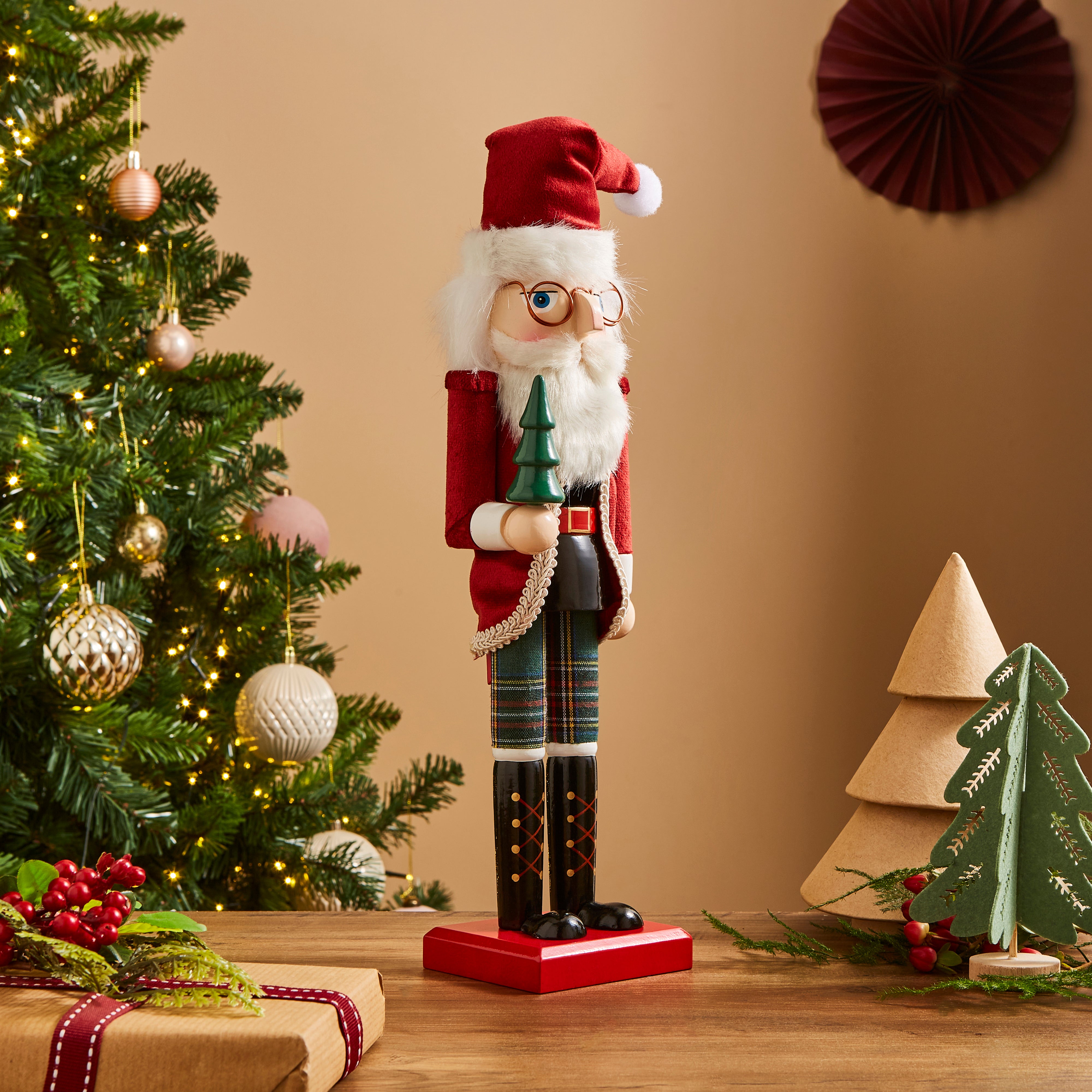 Father Christmas Traditional Nutcracker