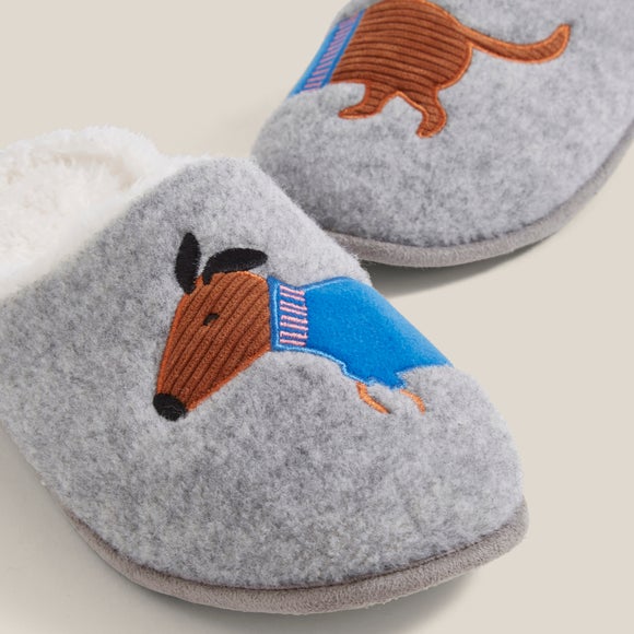 Carousel navigation image position 3 of 3