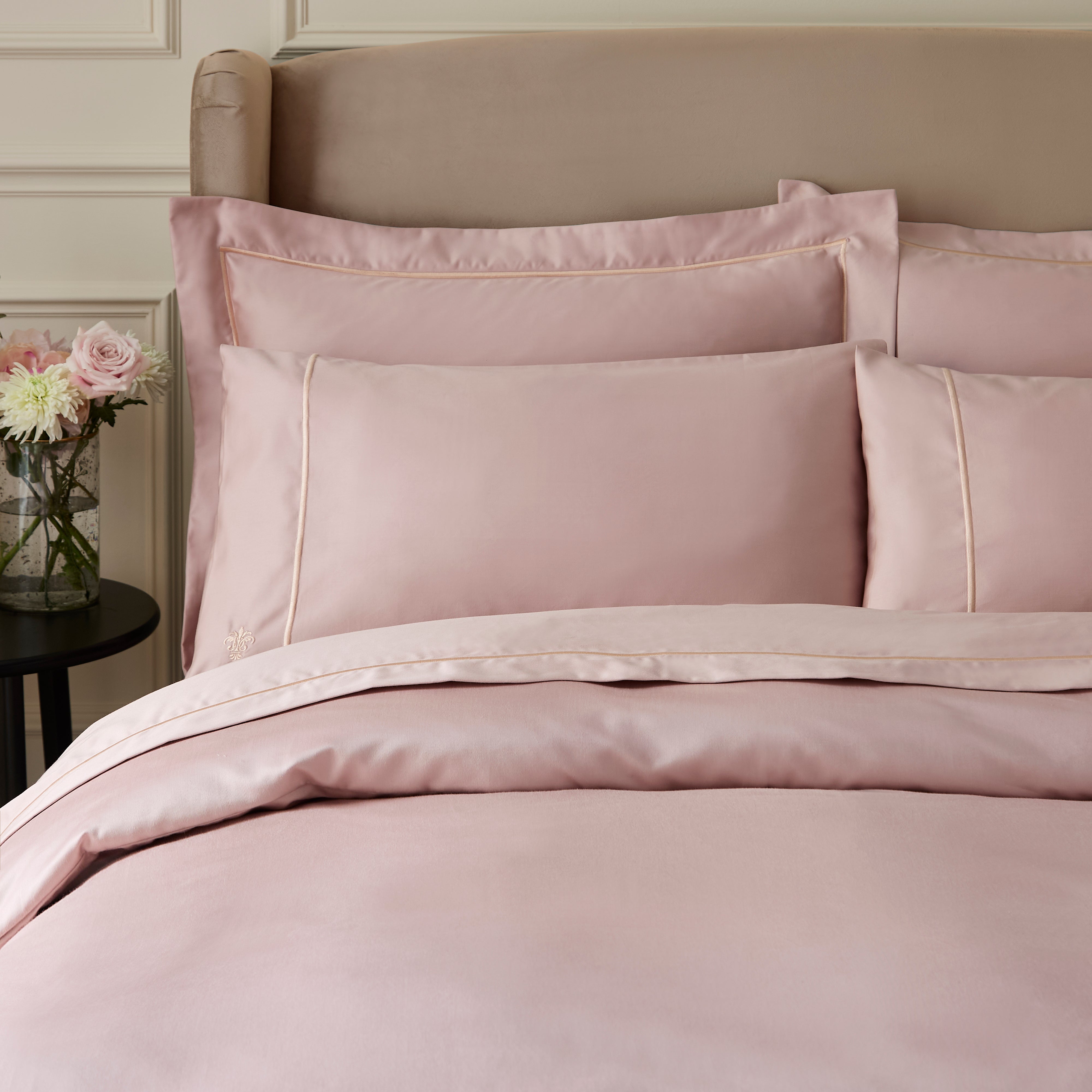 Dorma Egyptian Cotton Sateen 1000 Thread Count Oxford Pillowcase Pink