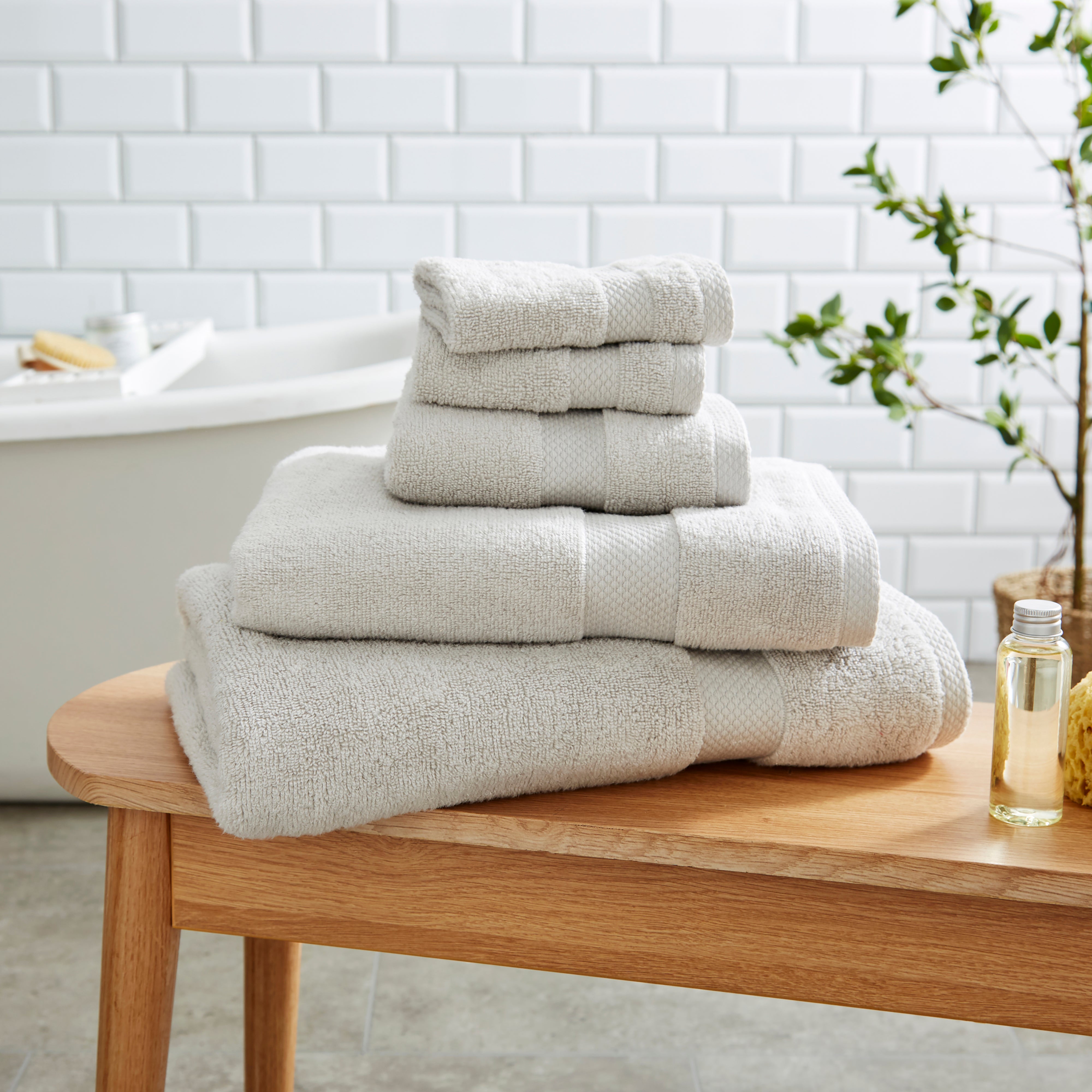 Soft and Fluffy 100% Cotton Silver Towel