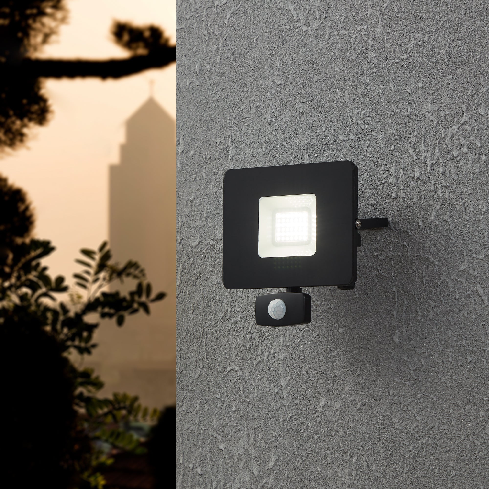 EGLO Faedo 3 PIR Sensor Outdoor Wall Light