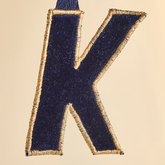 Carousel navigation image position 2 of 3