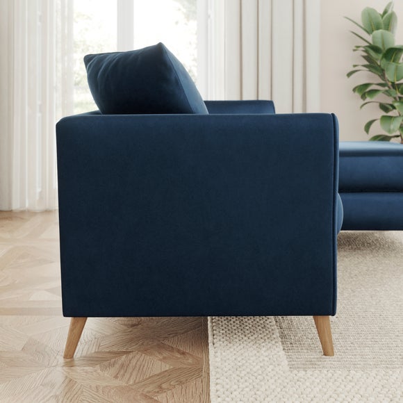 Carousel navigation image position 2 of 7