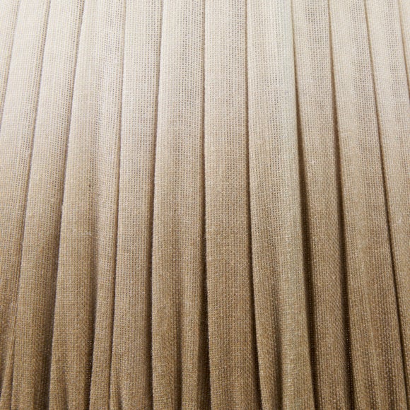 Carousel navigation image position 5 of 6