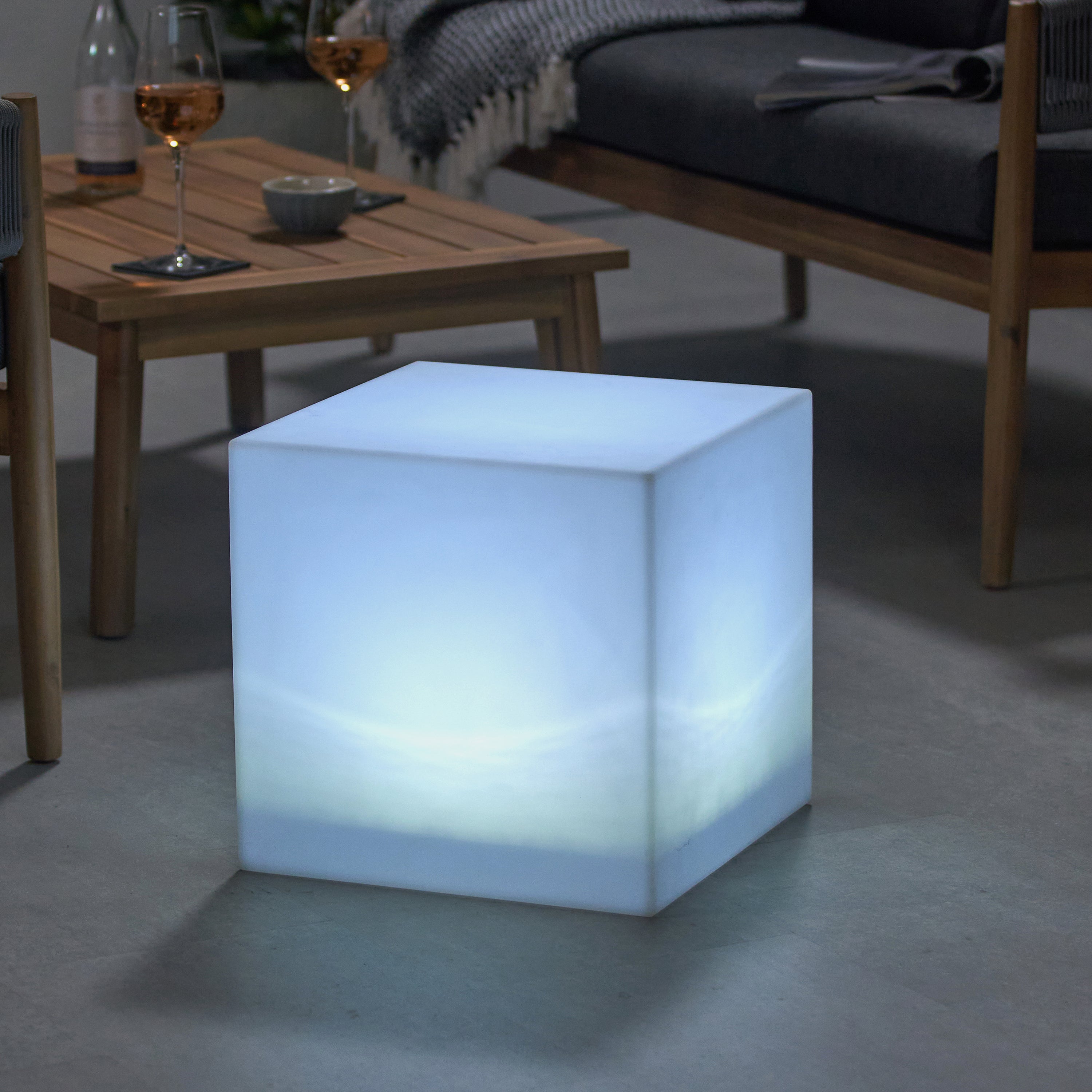 Cube Rechargeable Colour Changing LED Outdoor Table Lamp