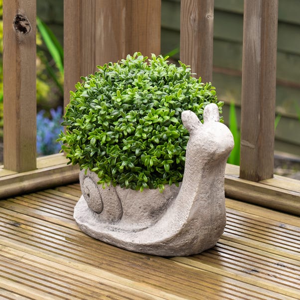 Artificial 28cm Boxwood Topiary in Snail Plant Pot image 1 of 4