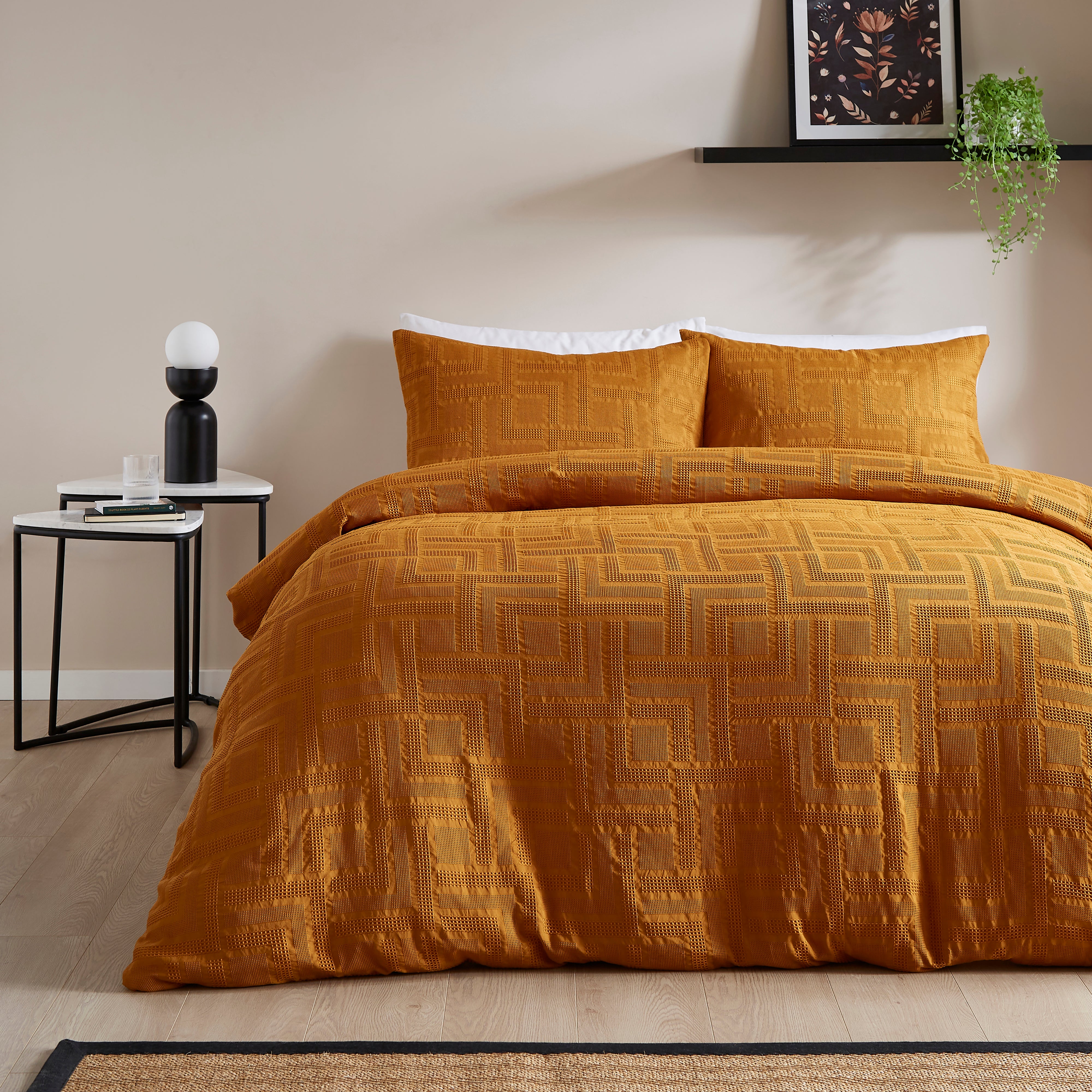 Lyla Textured Waffle Duvet Cover And Pillowcase Set Gold