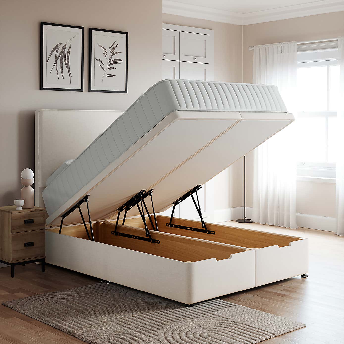 Carousel zoom image position 2 of 6