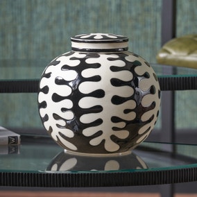 Elkorn Coral Ceramic Decorative Ginger Jar
