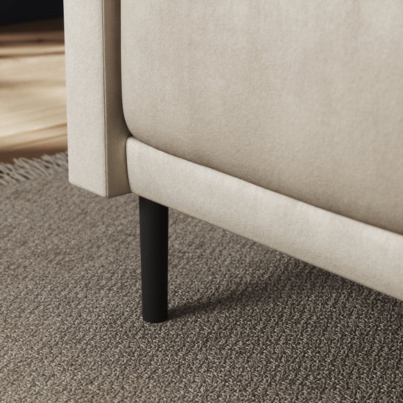 Carousel navigation image position 4 of 7