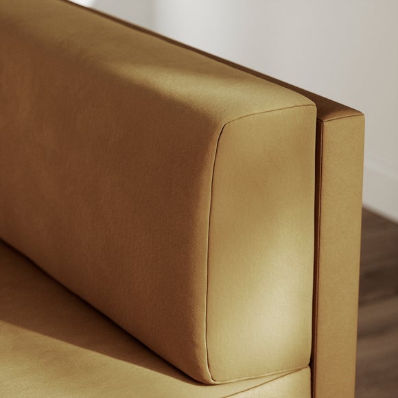 Carousel navigation image position 3 of 6