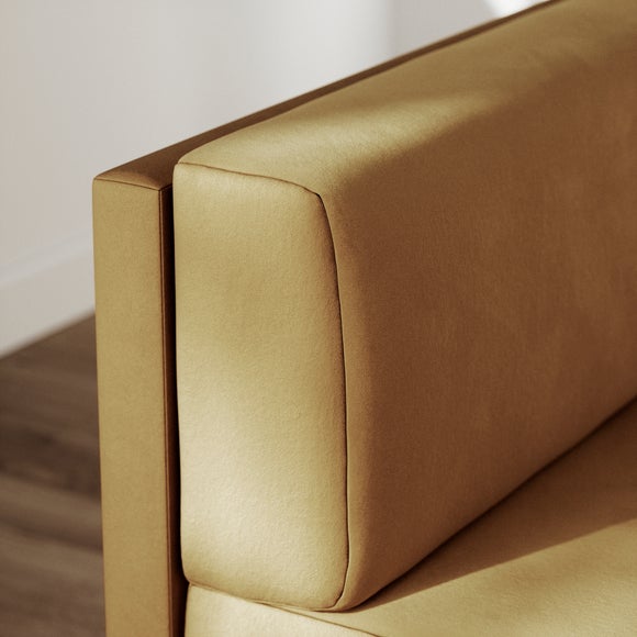 Carousel navigation image position 3 of 6