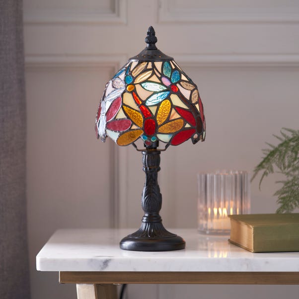 Vogue Coral Traditional Table Lamp image 1 of 5