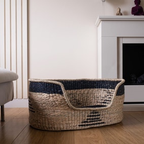 Black & Natural Seagrass Pet Bed