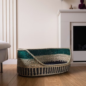 Green Trim Seagrass Pet Bed