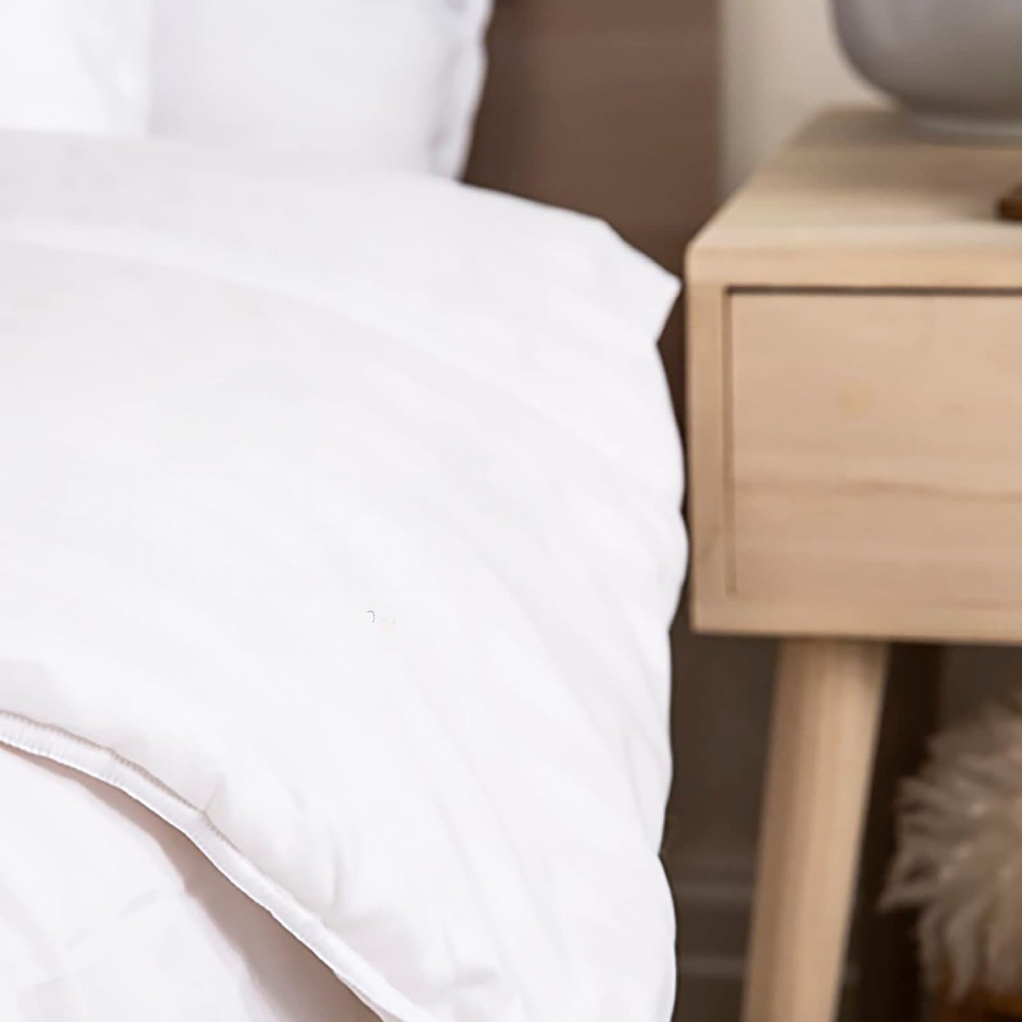 Photos - Bed Linen A&D Scandinavian Hollowfibre 13.5 Tog Duvet and Pillow Set White 